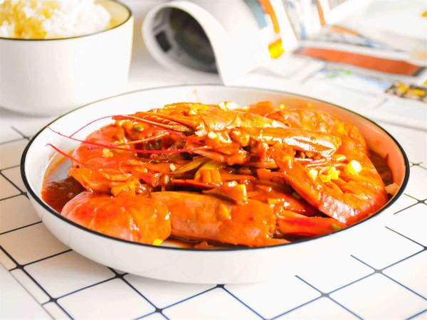 油燜紅蝦的做法-家常味其它工藝菜譜