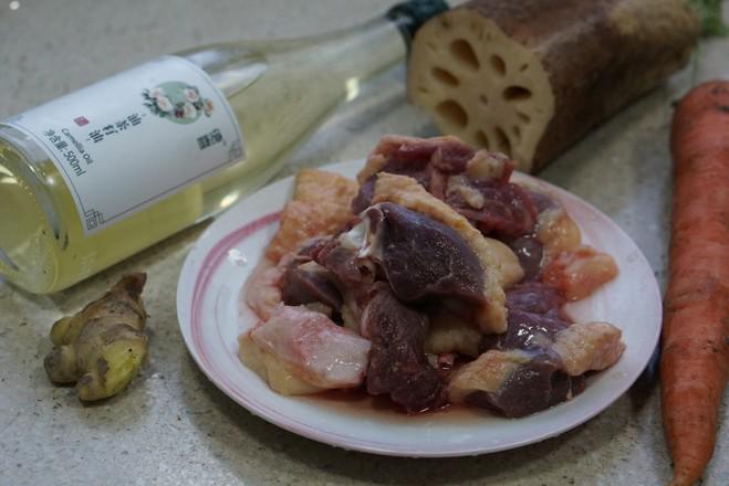 茶油蓮藕鴨湯的做法-家常味燉菜譜