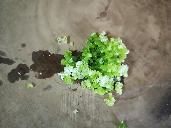 蔥花雞蛋餅的做法-家常味煎菜譜