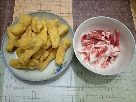 家鄉(xiāng)豆腐的做法-咸鮮味炒菜譜