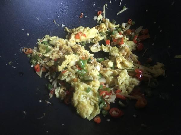 辣椒炒雞蛋的做法-香辣味炒菜譜