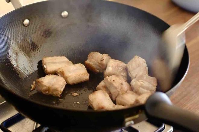 鮑魚燒排骨的做法-咸鮮味燒菜譜