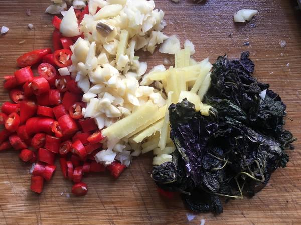 鯽魚白蘿卜絲湯的做法-家常味煮菜譜-易網健康養生網 鯽魚白蘿卜絲湯的做法-家常味煮菜譜