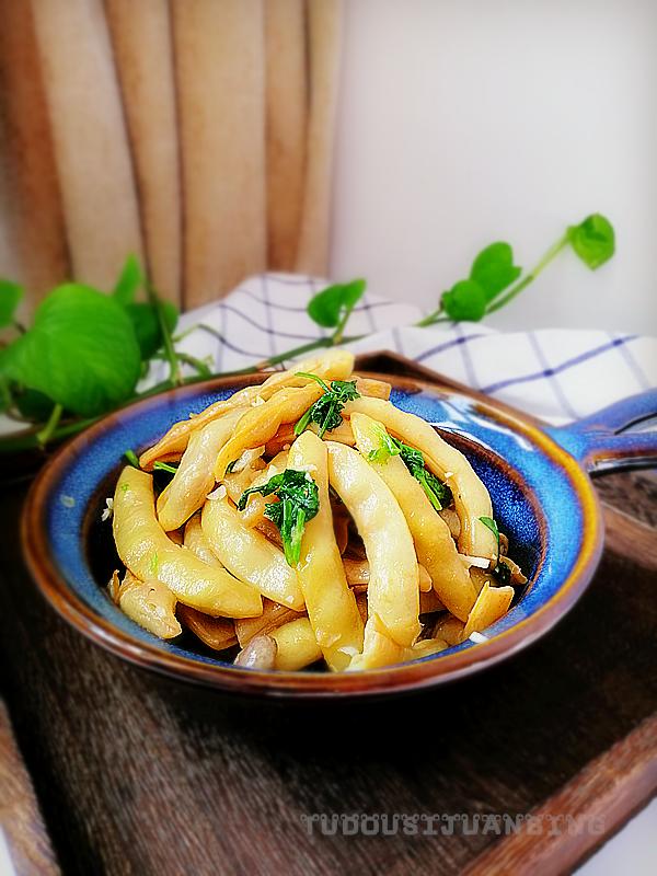 蒜香黃金勾的做法-蒜香味燉菜譜