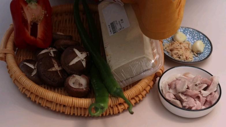 香菇蝦皮燜豆腐的做法-家常味炒菜譜