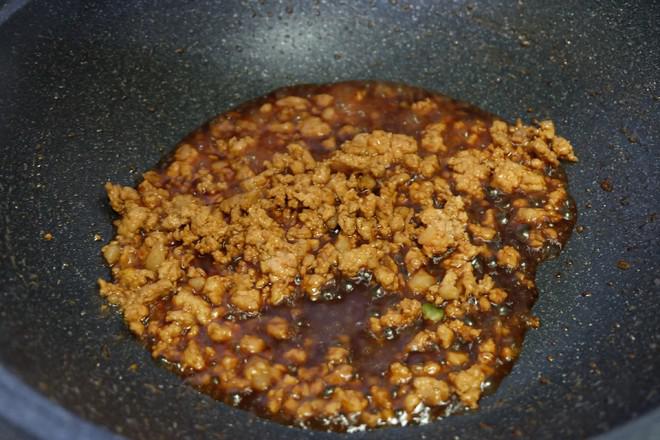 青椒木耳肉末炒雞蛋的做法-家常味炒菜譜