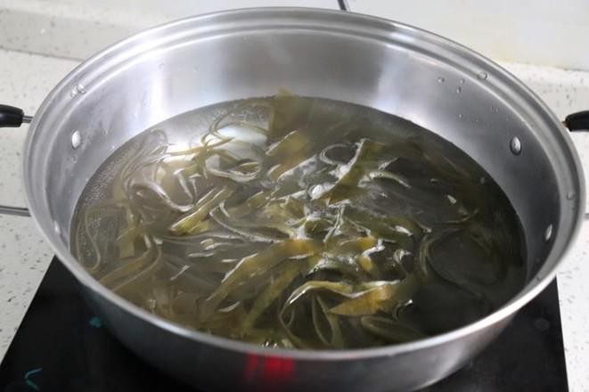 涼拌海帶絲的做法-香辣味拌菜譜