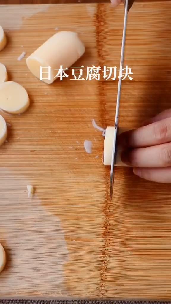 蝦仁豆腐煲的做法-家常味炒菜譜