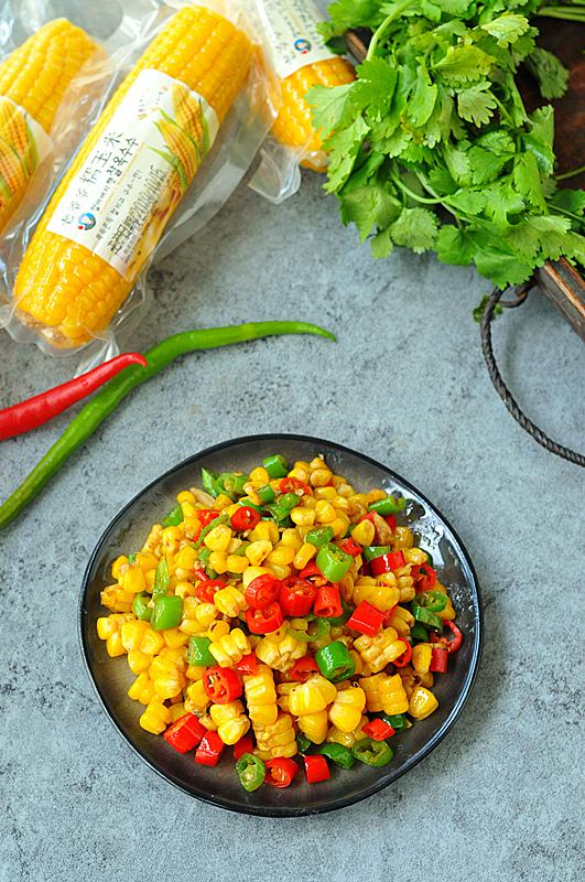 青辣椒炒玉米的做法-香辣味炒菜譜