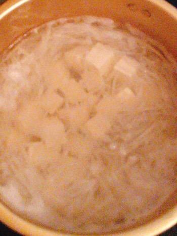 蘿卜豆腐湯的做法-家常味煮菜譜