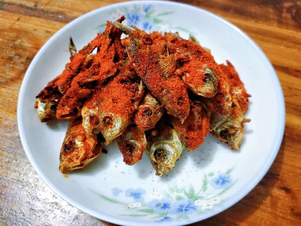 香酥鯽魚仔的做法-香辣味炸菜譜