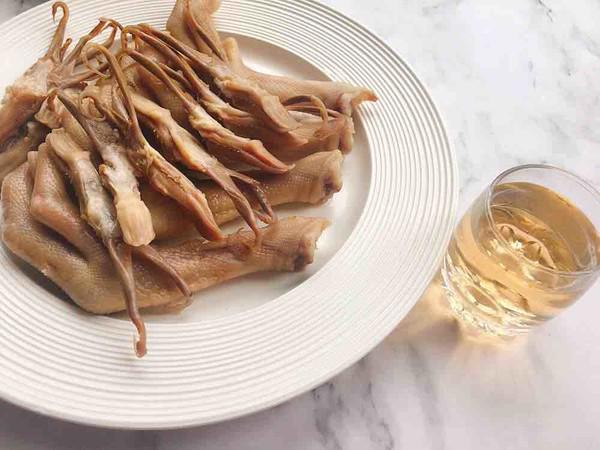 紅樓夢(mèng)之糟鵝掌鴨信的做法-其它口味鹵菜譜