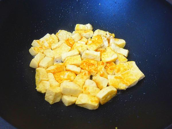 蒜香豆腐的做法-香辣味燉菜譜-易網健康養生網 蒜香豆腐的做法-香辣味燉菜譜