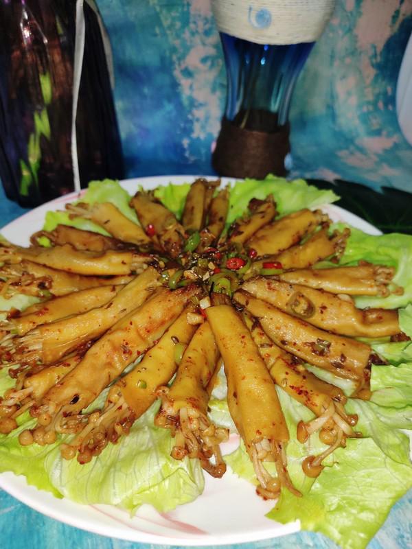 金針菇卷的做法-咸鮮味煎菜譜