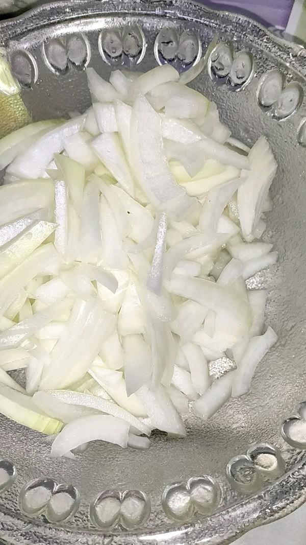 圓蔥拌木耳的做法-酸甜味拌菜譜