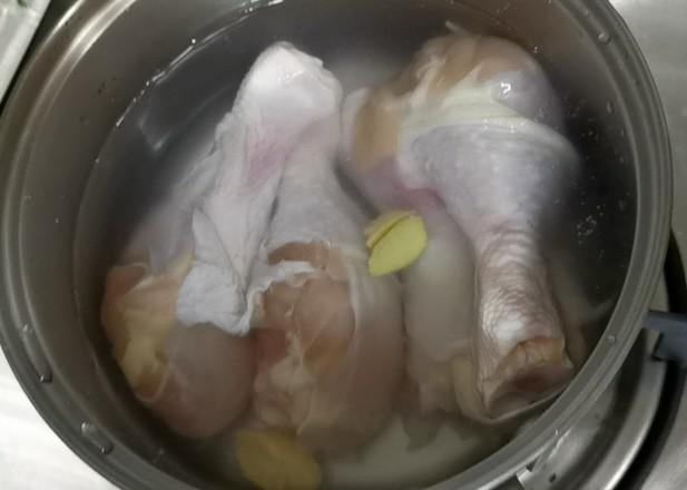 手撕雞肉的做法-家常味拌菜譜