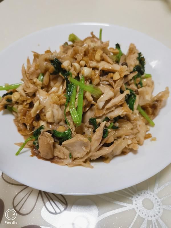 手撕雞肉的做法-家常味拌菜譜