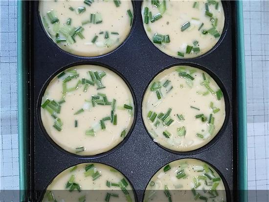 香蔥雞蛋餅的做法-蔥香味煎菜譜