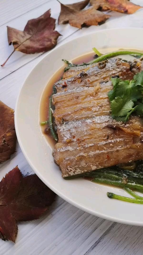 茼蒿燉帶魚的做法-咸鮮味燉菜譜