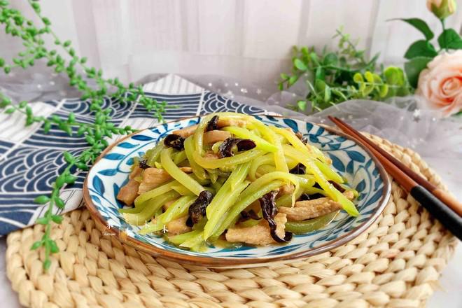 青筍炒肉絲的做法-家常味炒菜譜