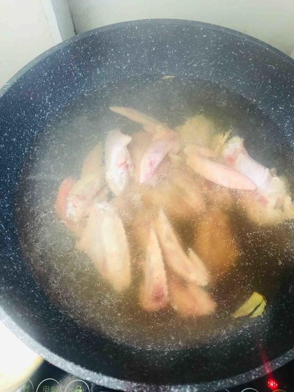 可樂雞翅的做法-醬香味燒菜譜