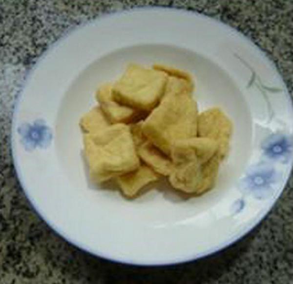 黑木耳洋蔥炒小油方的做法-家常味炒菜譜