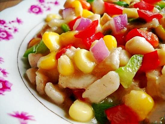 玉米魚丁的做法-家常味炒菜譜