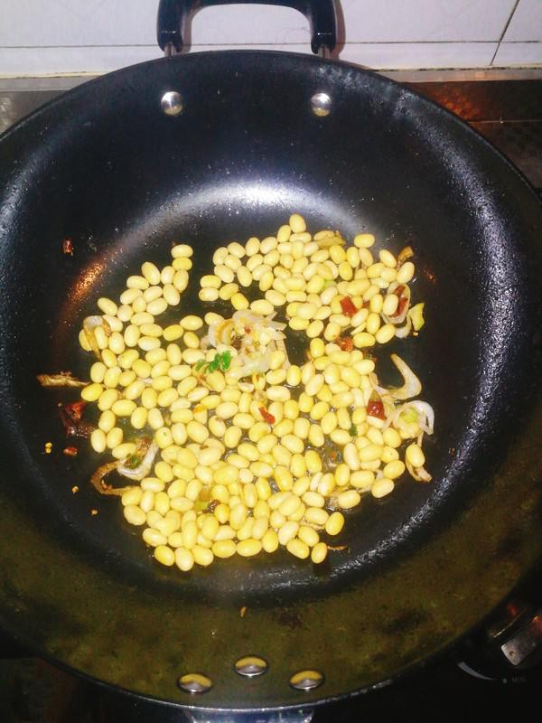 芥菜絲炒黃豆的做法-家常味炒菜譜