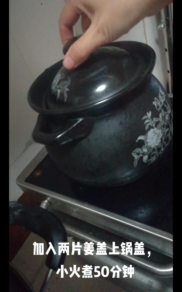 花旗參煲烏雞湯的做法-家常味煮菜譜