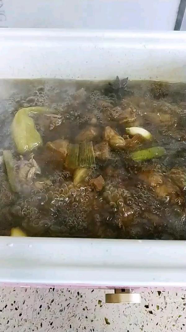 牛氣沖天紅燒牛肉的做法-家常味燉菜譜-易網(wǎng)健康養(yǎng)生網(wǎng) 牛氣沖天紅燒牛肉的做法-家常味燉菜譜