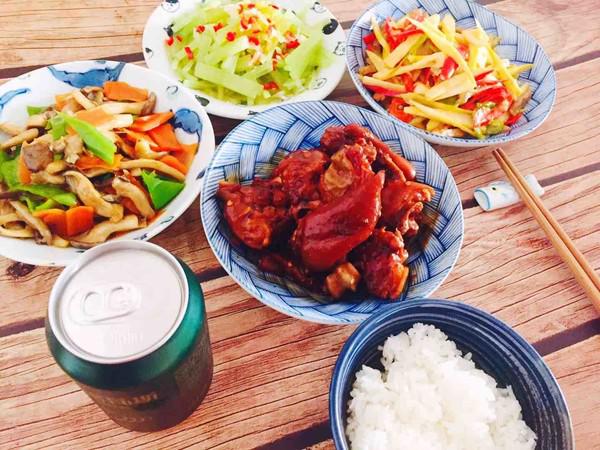 電飯煲豬蹄的做法-咸鮮味燜菜譜