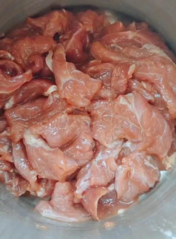 豆花牛柳的做法-麻辣味炒菜譜