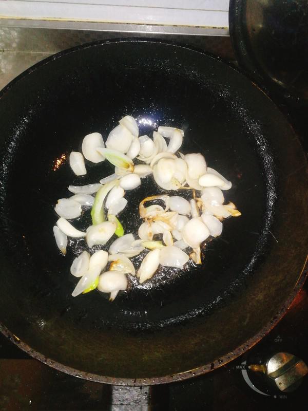 西芹百合的做法-家常味炒菜譜-易網(wǎng)健康養(yǎng)生網(wǎng) 西芹百合的做法-家常味炒菜譜