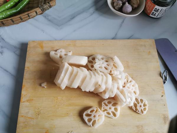 爆炒魷魚的做法-香辣味炒菜譜