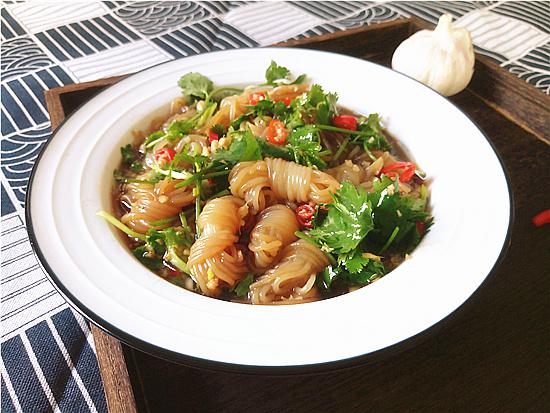 涼拌魔芋結(jié)的做法-酸辣味拌菜譜