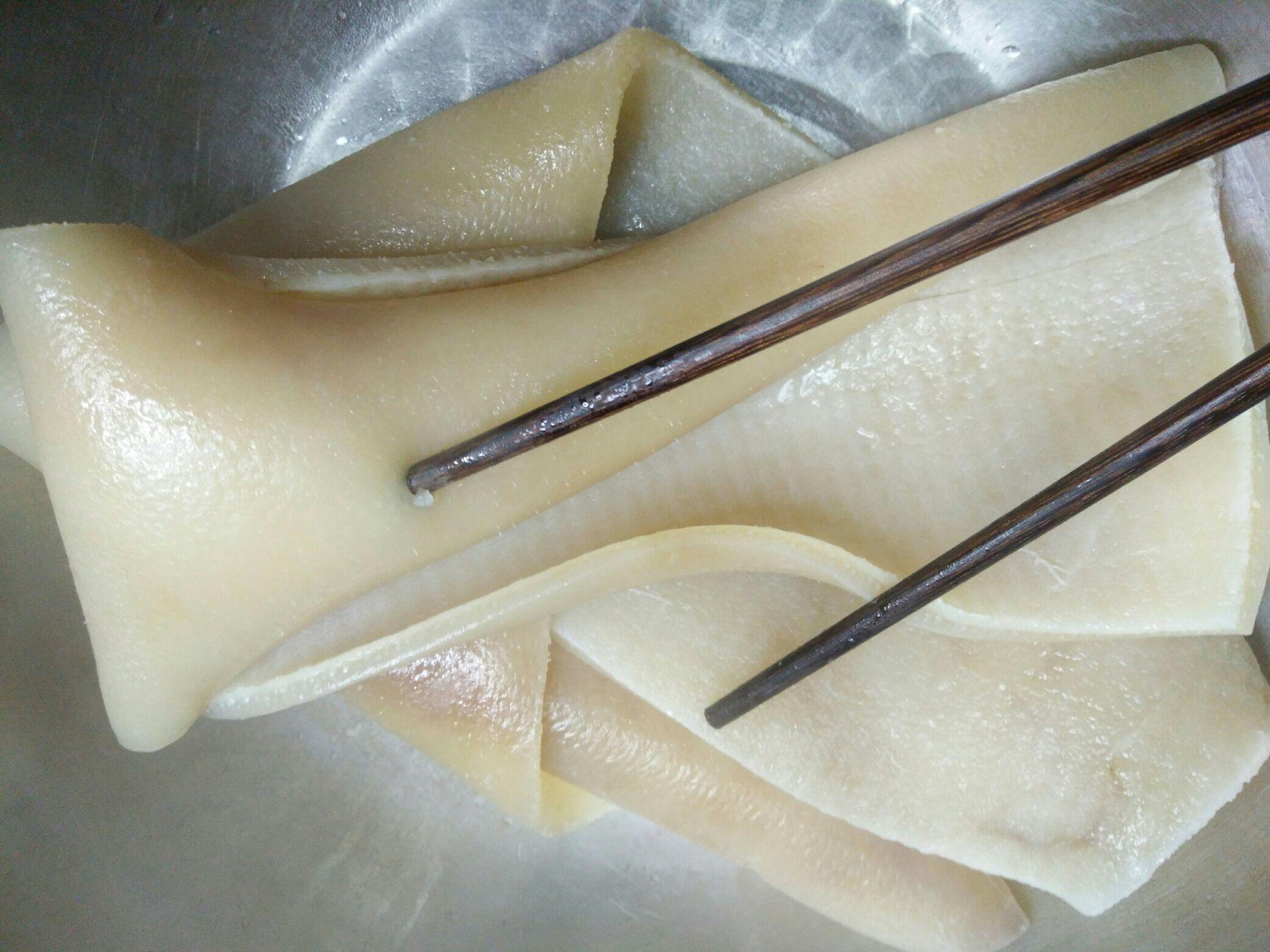 豬皮凍的做法-家常味煮菜譜