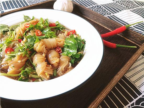 涼拌魔芋結(jié)的做法-酸辣味拌菜譜