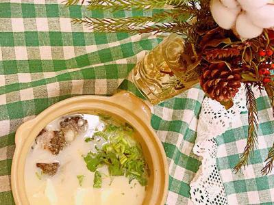 奶白鯽魚(yú)豆腐湯的做法-咸鮮味煮菜譜