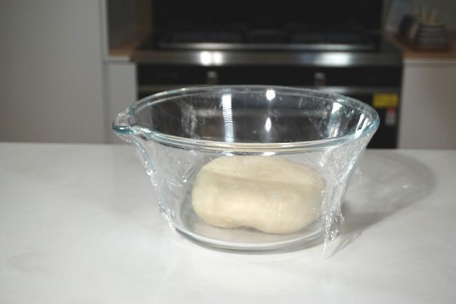 胖嘟嘟的小豬奶黃包的做法-甜味蒸菜譜