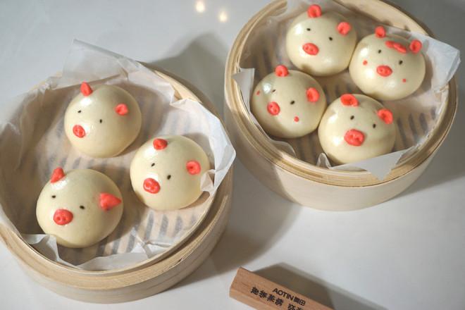胖嘟嘟的小豬奶黃包的做法-甜味蒸菜譜