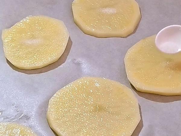 鹽烤土豆片的做法-咸鮮味烤菜譜