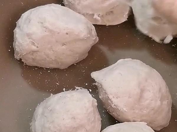 豬肉丸的做法-家常味煮菜譜-易網健康養生網 豬肉丸的做法-家常味煮菜譜