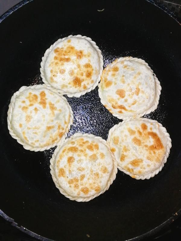 韭菜盒子的做法-家常味烙菜譜-易網健康養生網 韭菜盒子的做法-家常味烙菜譜