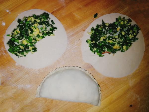 韭菜盒子的做法-家常味烙菜譜-易網健康養生網 韭菜盒子的做法-家常味烙菜譜