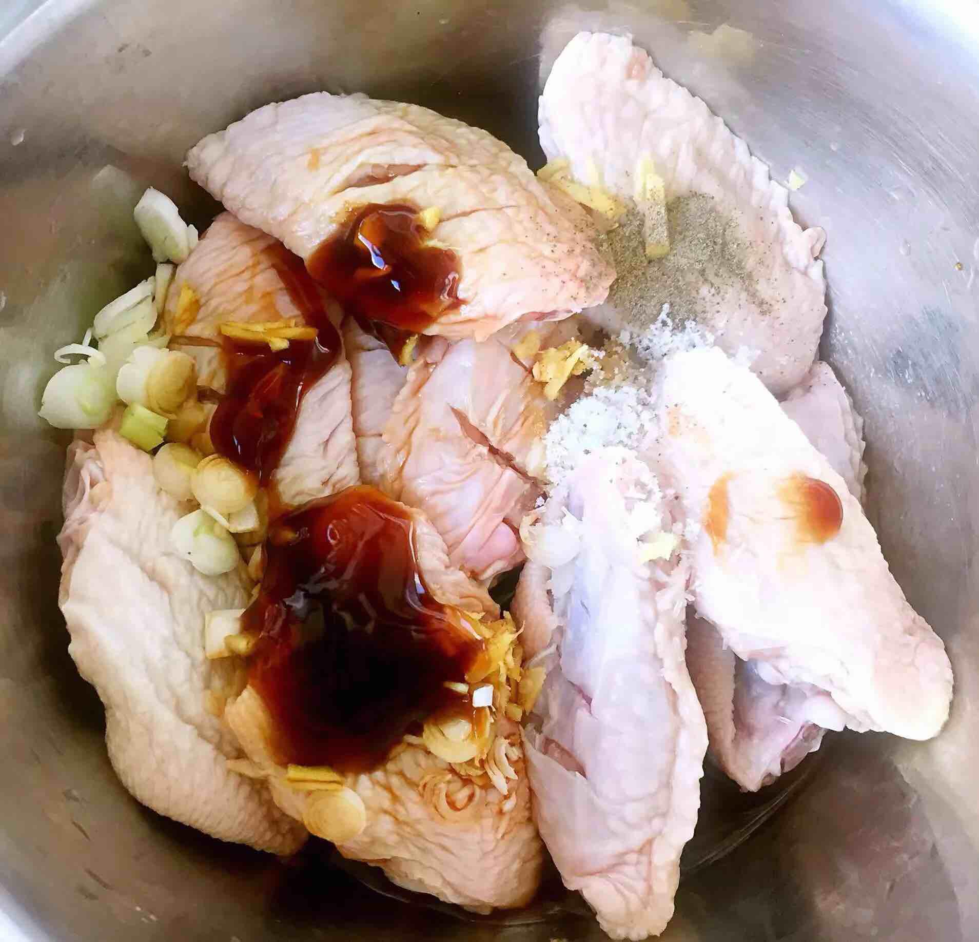 香酥炸雞翅的做法-家常味炸菜譜