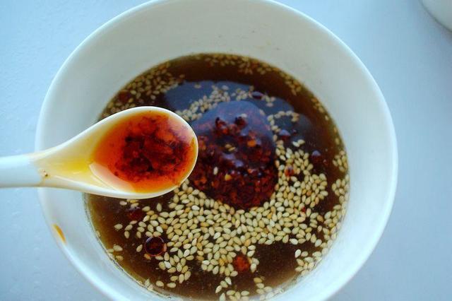 蒜泥雞絲的做法-麻辣味拌菜譜