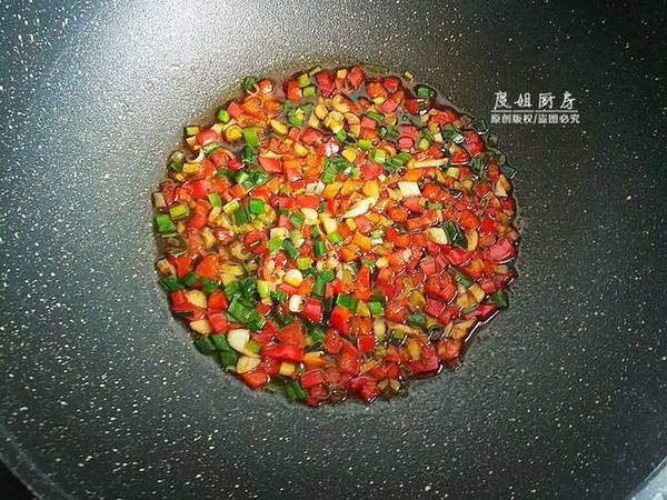 蒜蓉粉絲扇貝的做法-咸鮮味蒸菜譜