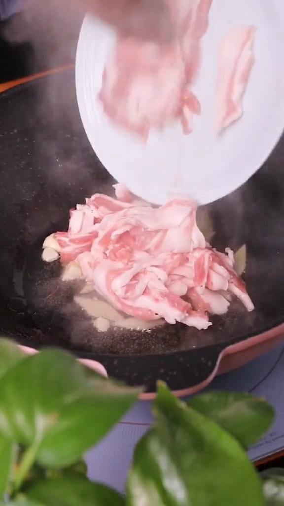 家常小炒肉的做法-家常味炒菜譜