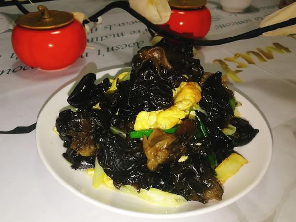 蔥香木耳雞蛋的做法-家常味炒菜譜