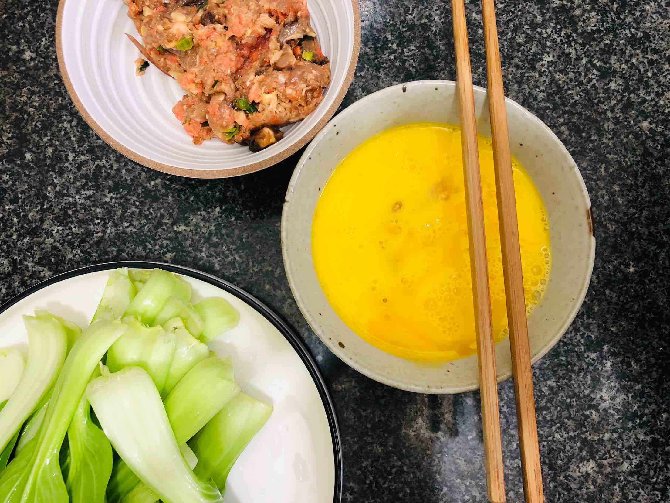 年夜飯之豬肉雞蛋卷的做法-家常味蒸菜譜